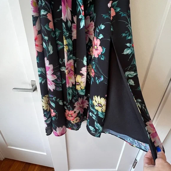 Yumi Kim black and floral dress, midi, high slit on side, Size S - Picture 4 of 7
